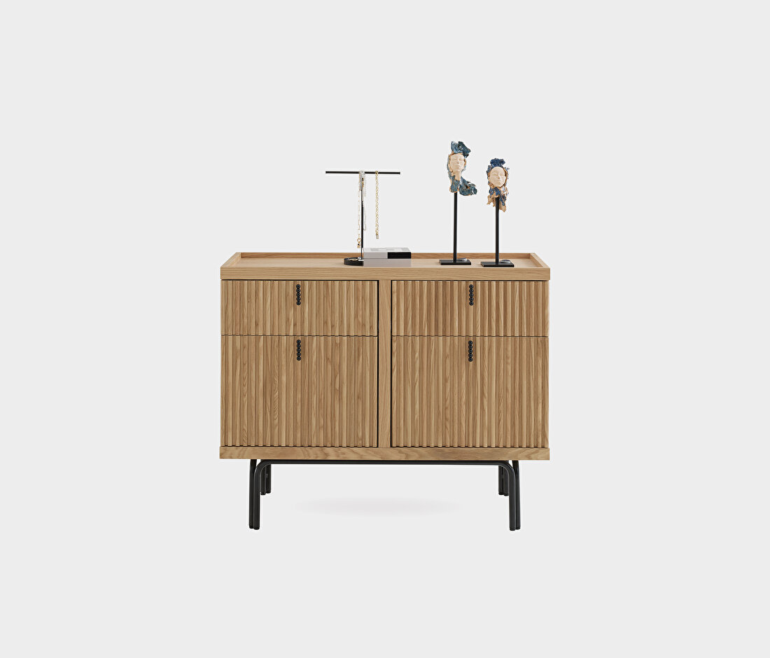 Austin Light Oak Chest of Drawers