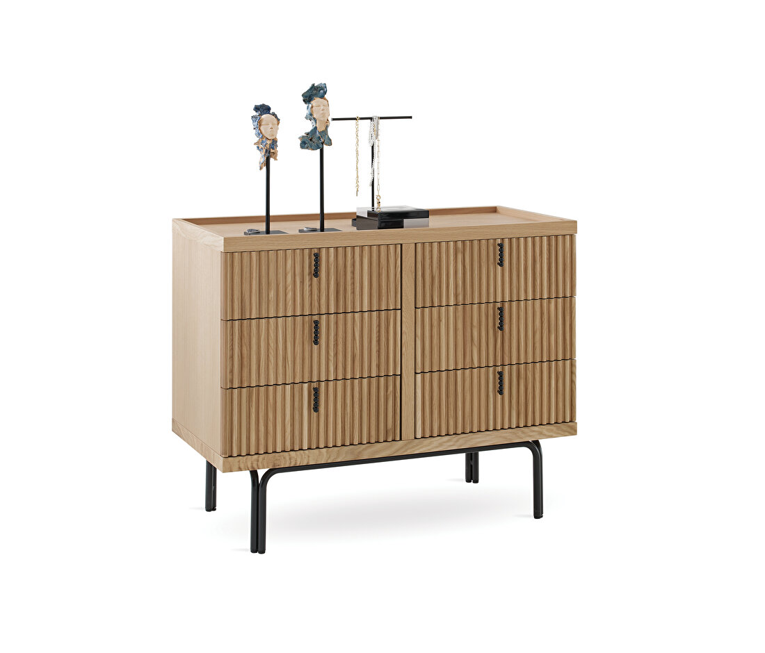 Austin Oak Chest of Drawers