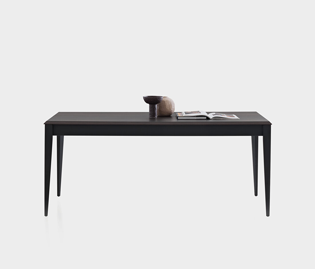 Parma 6-8 Seats Dining Table