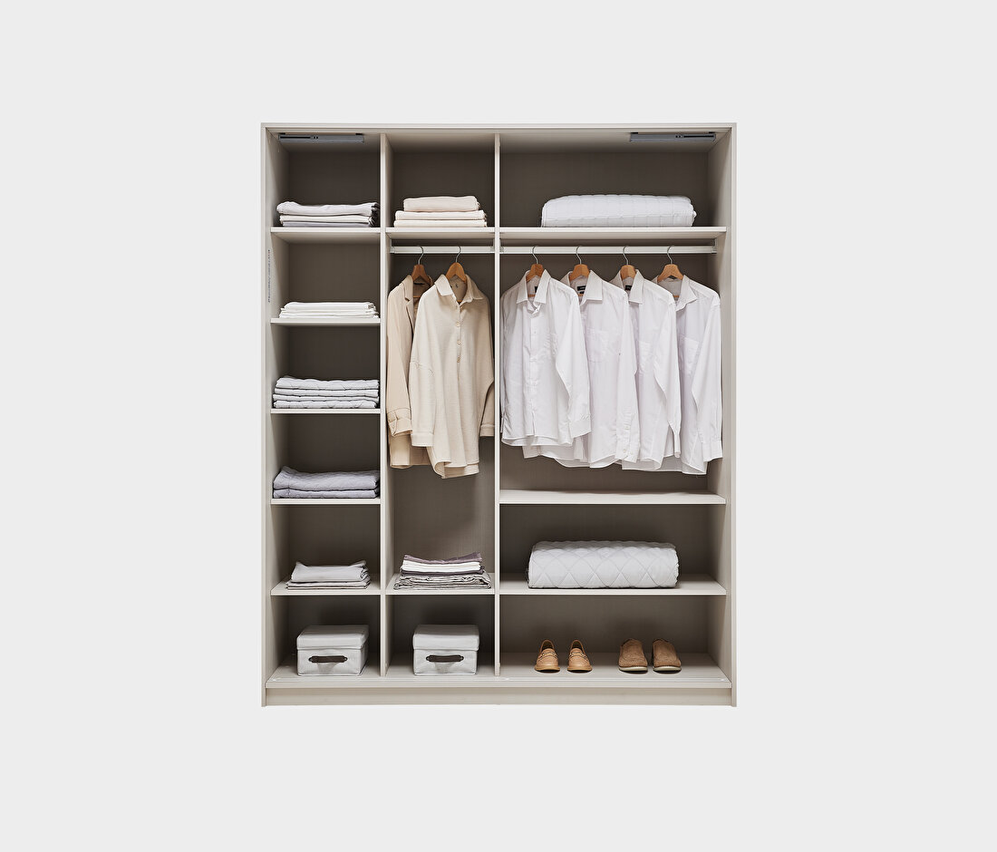 Loreto Off-White-Walnut Wardrobe