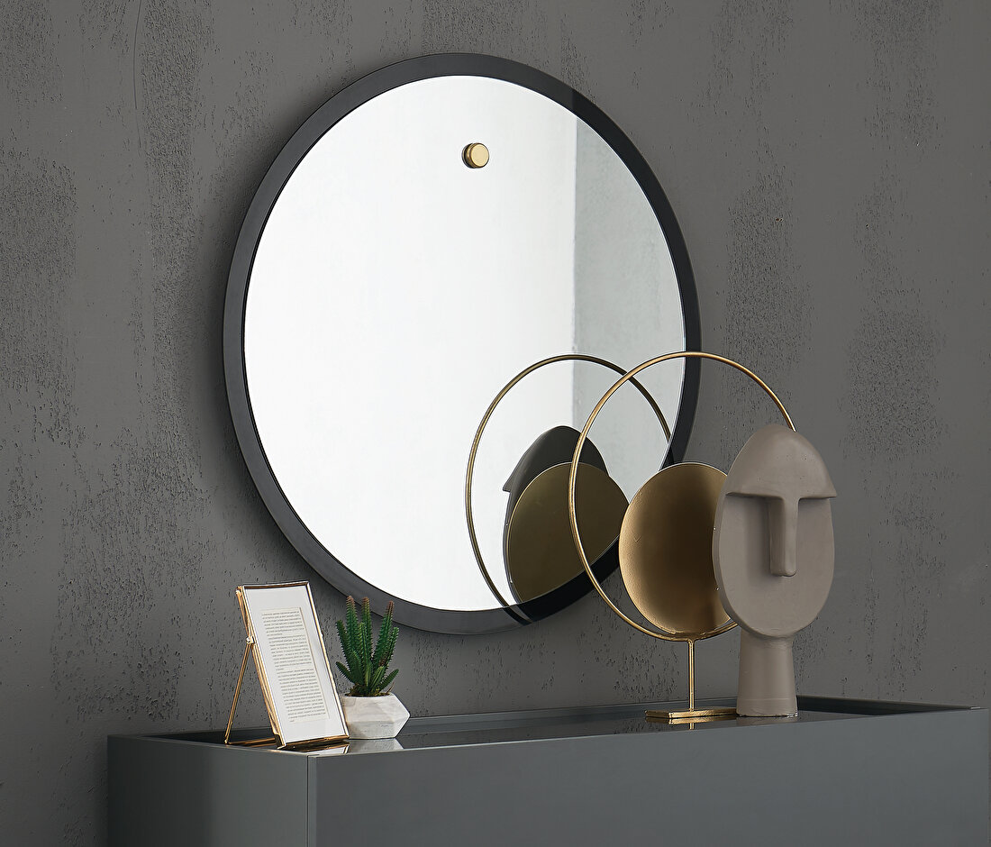 Dorian Mirror