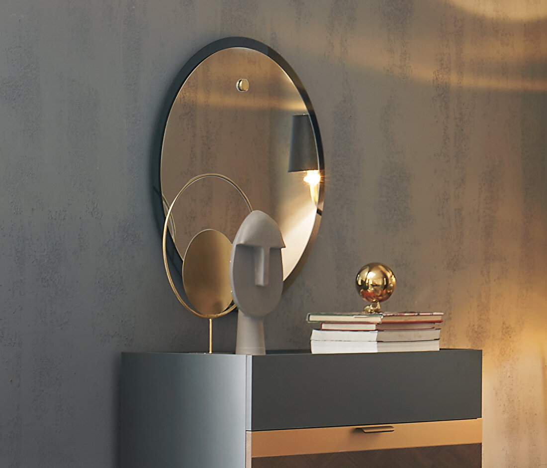Dorian Mirror