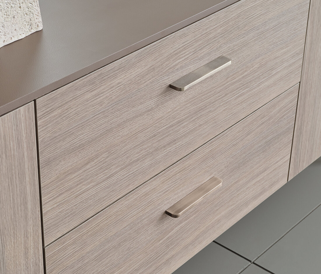 Varena Oak-Taupe Sideboard