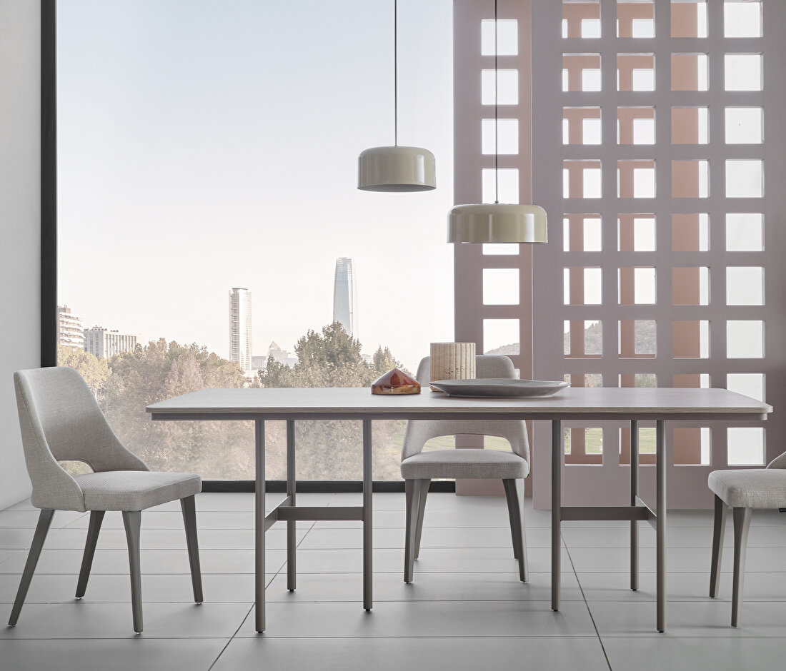 Varena 8 Seats Dining Table