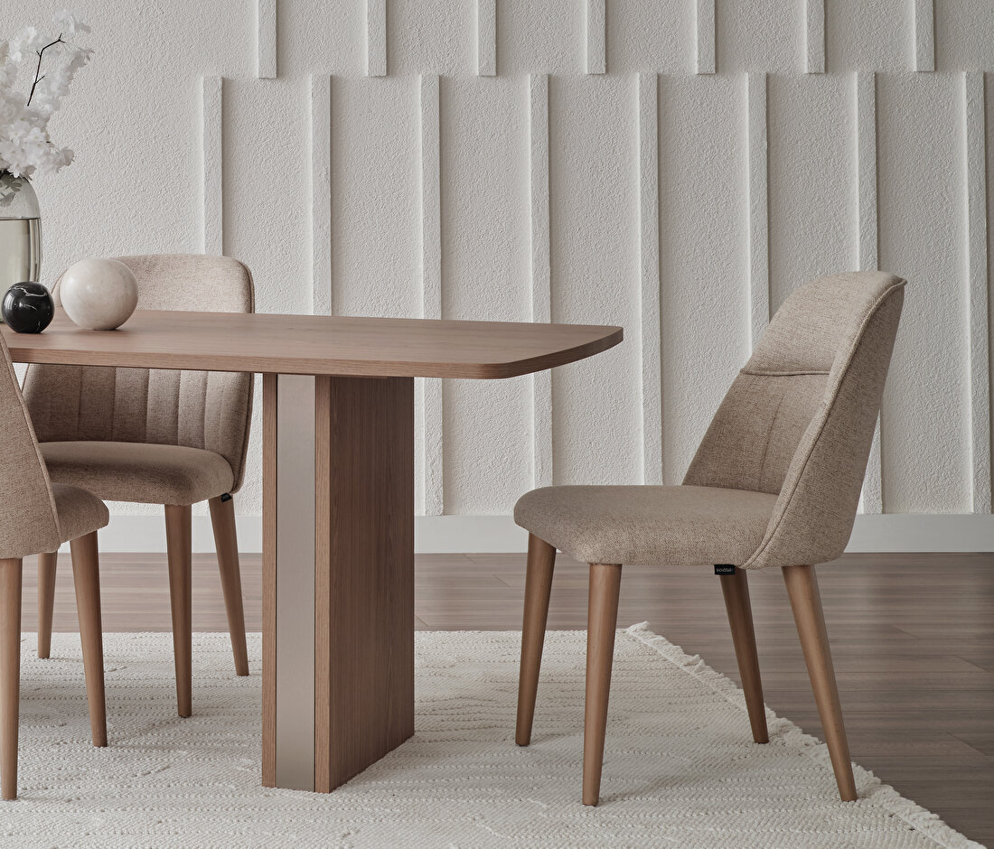 Paloma 8 Person Table