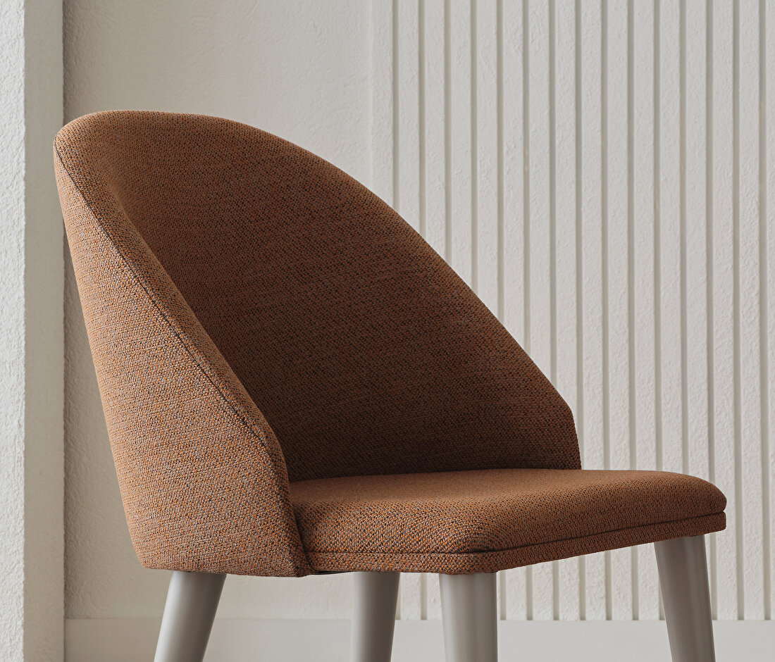 Cante Wooden Leg Chair
