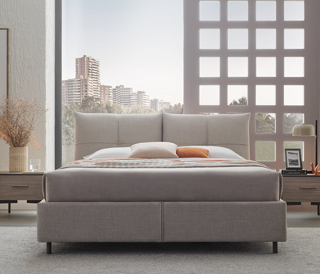 Varena Base with Headboard