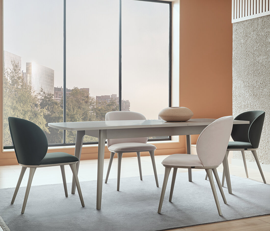 Hera 6-8 Person Extendable Table