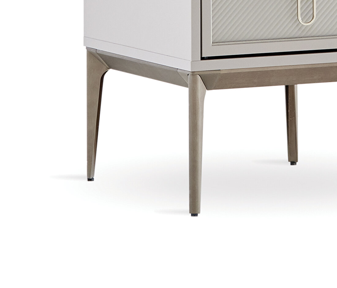 Hera Nightstand