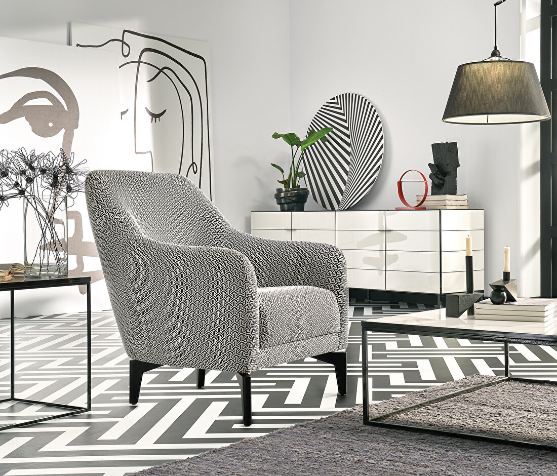 Maison Armchair