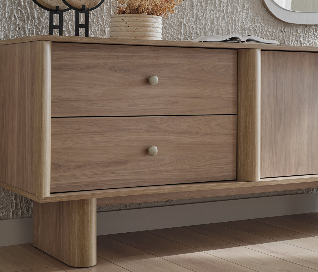 Perge Oak Sideboard