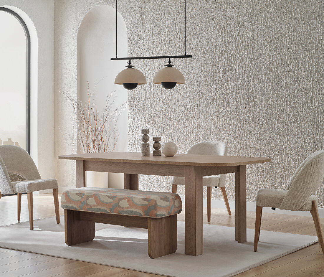 Perge 6-8 Person Table
