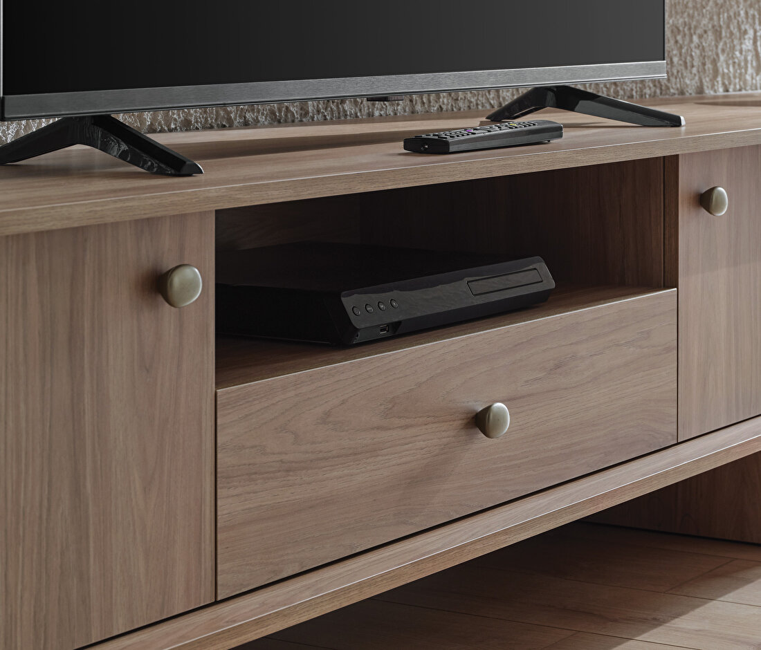 Perge TV Stand