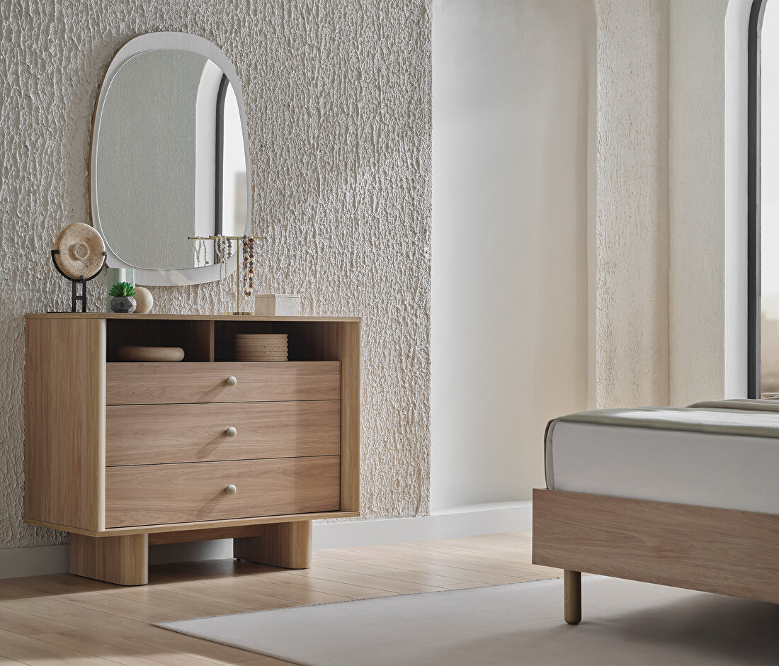 Perge Oak Dresser