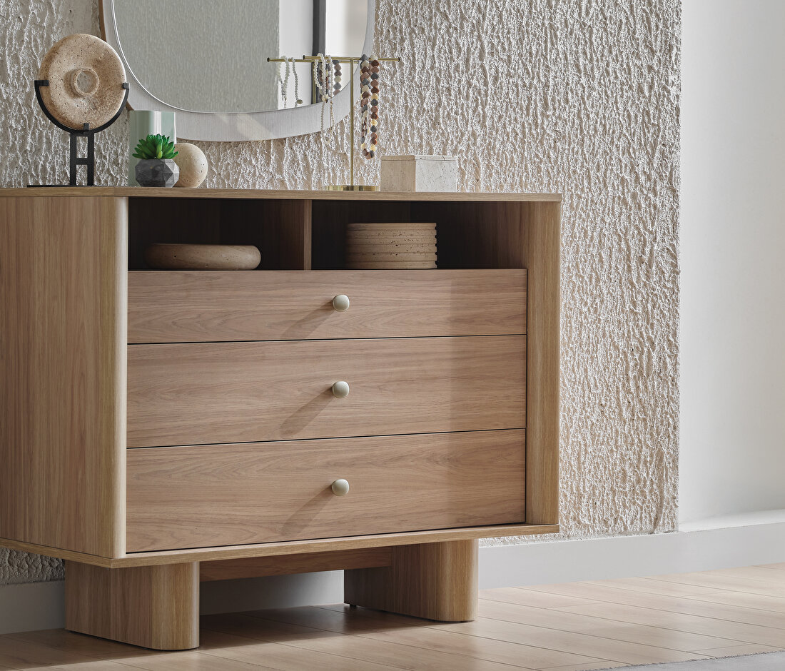 Perge Oak Dresser