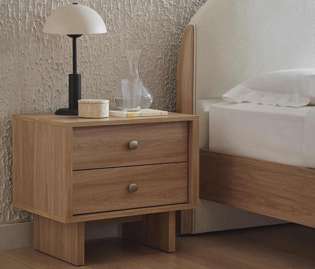 Perge Nightstand