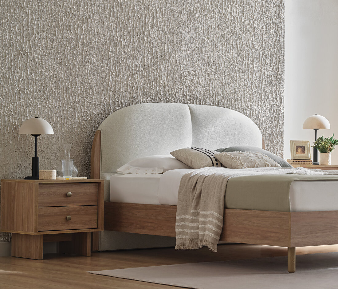 Perge Nightstand