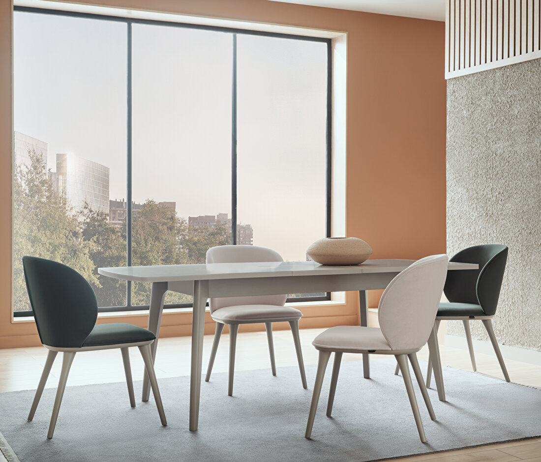 Hera Wooden Leg Chair
