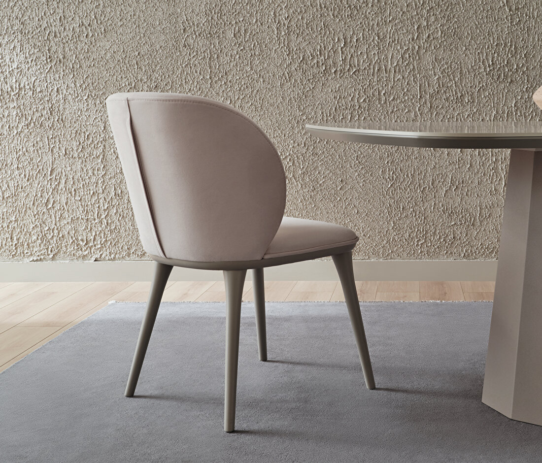 Hera Wooden Leg Chair