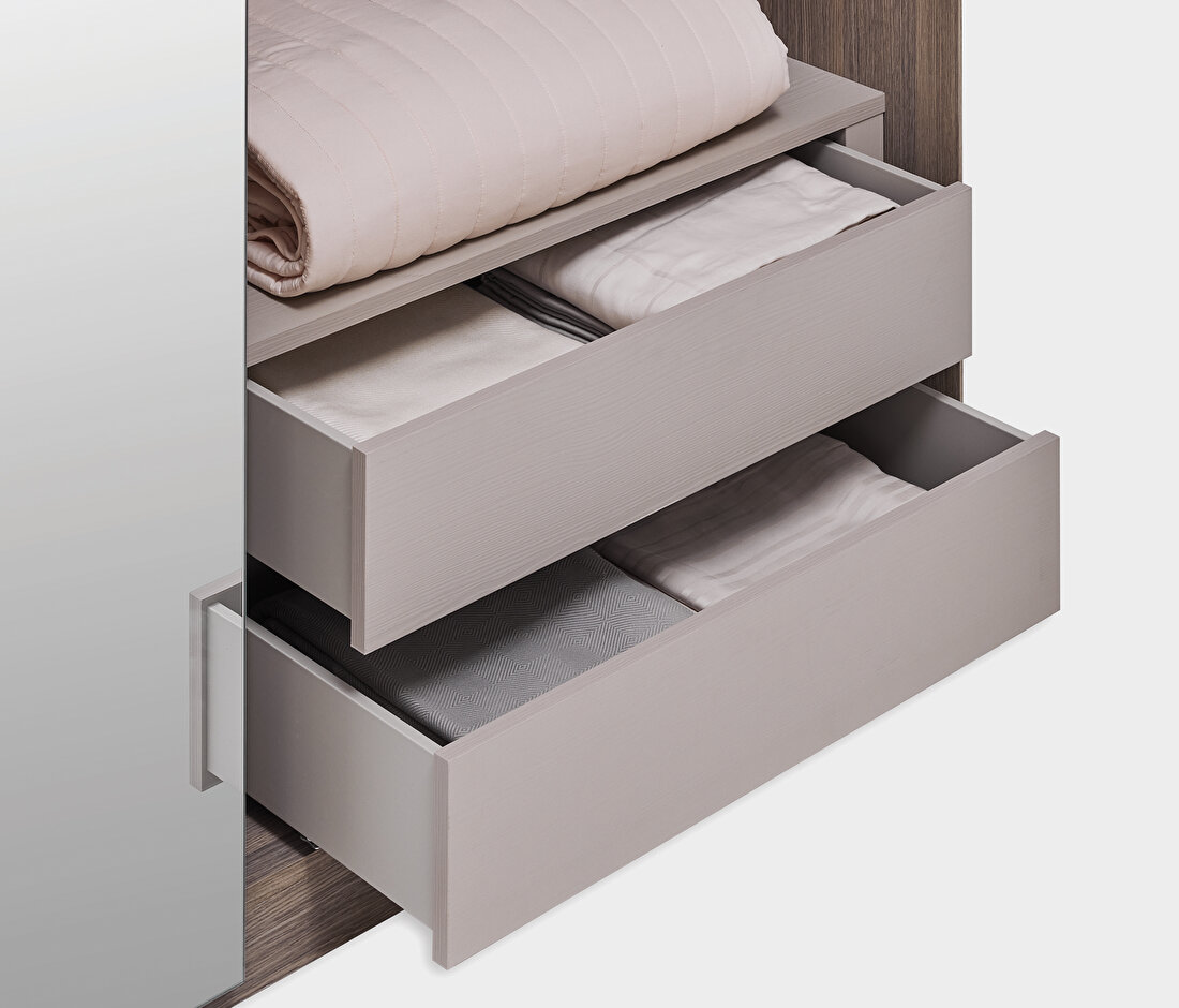 Varena Oak-Taupe Wardrobe