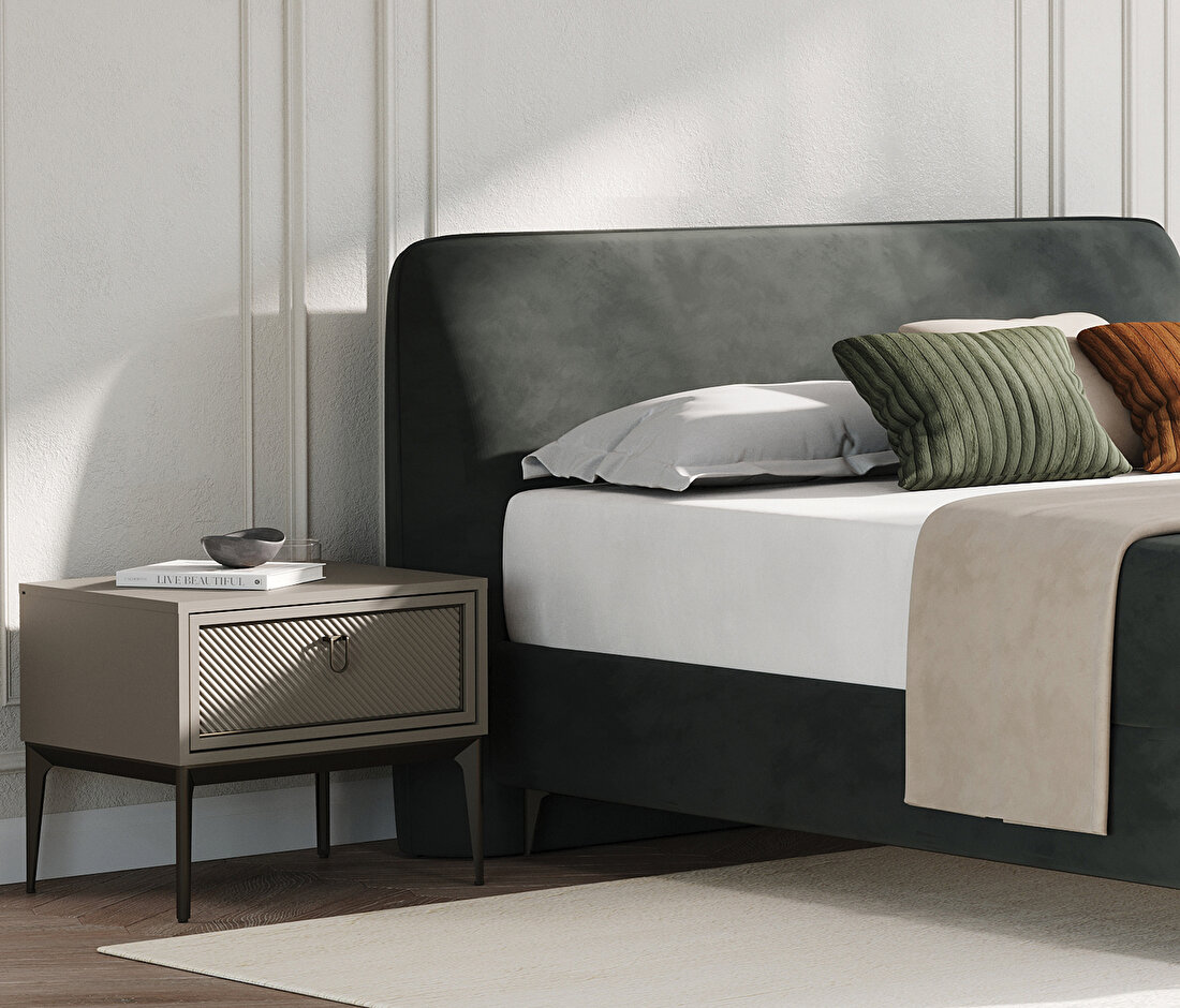 Hera Base with Headboard