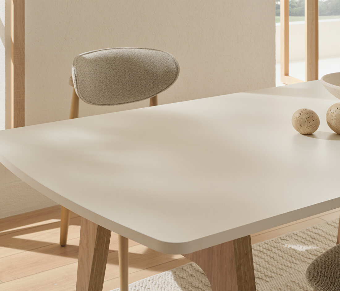 Marsana Dining Table