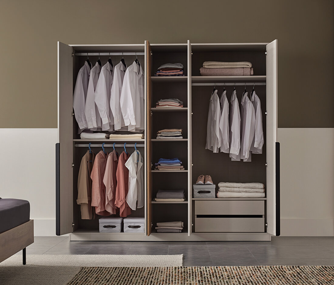 Loreto Off-White-Walnut Wardrobe
