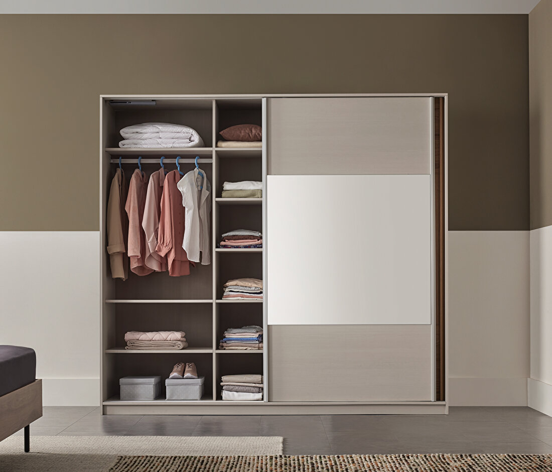 Loreto Off-White-Walnut Wardrobe