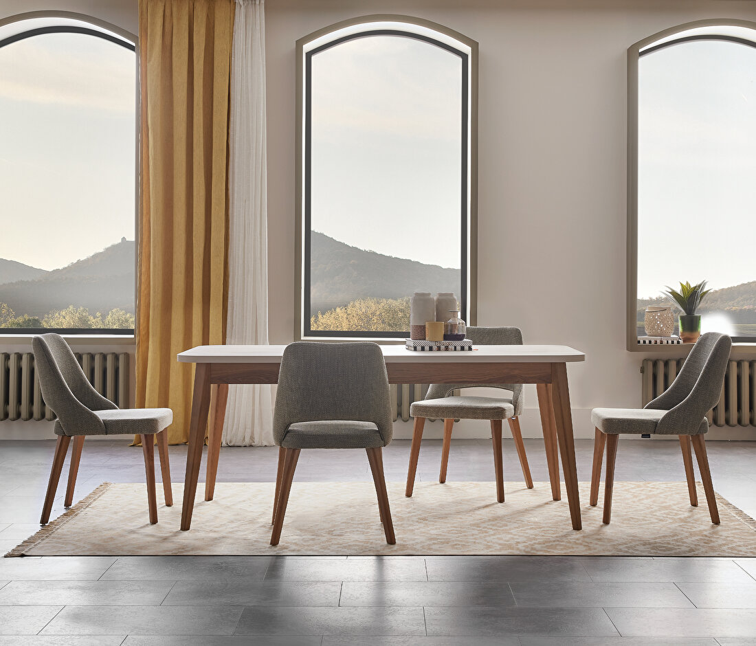 Loreto 8 Seats Dining Table