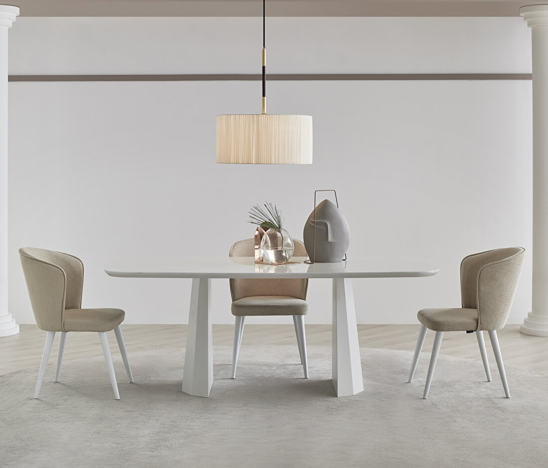 Legato 8 Seats Dining Table