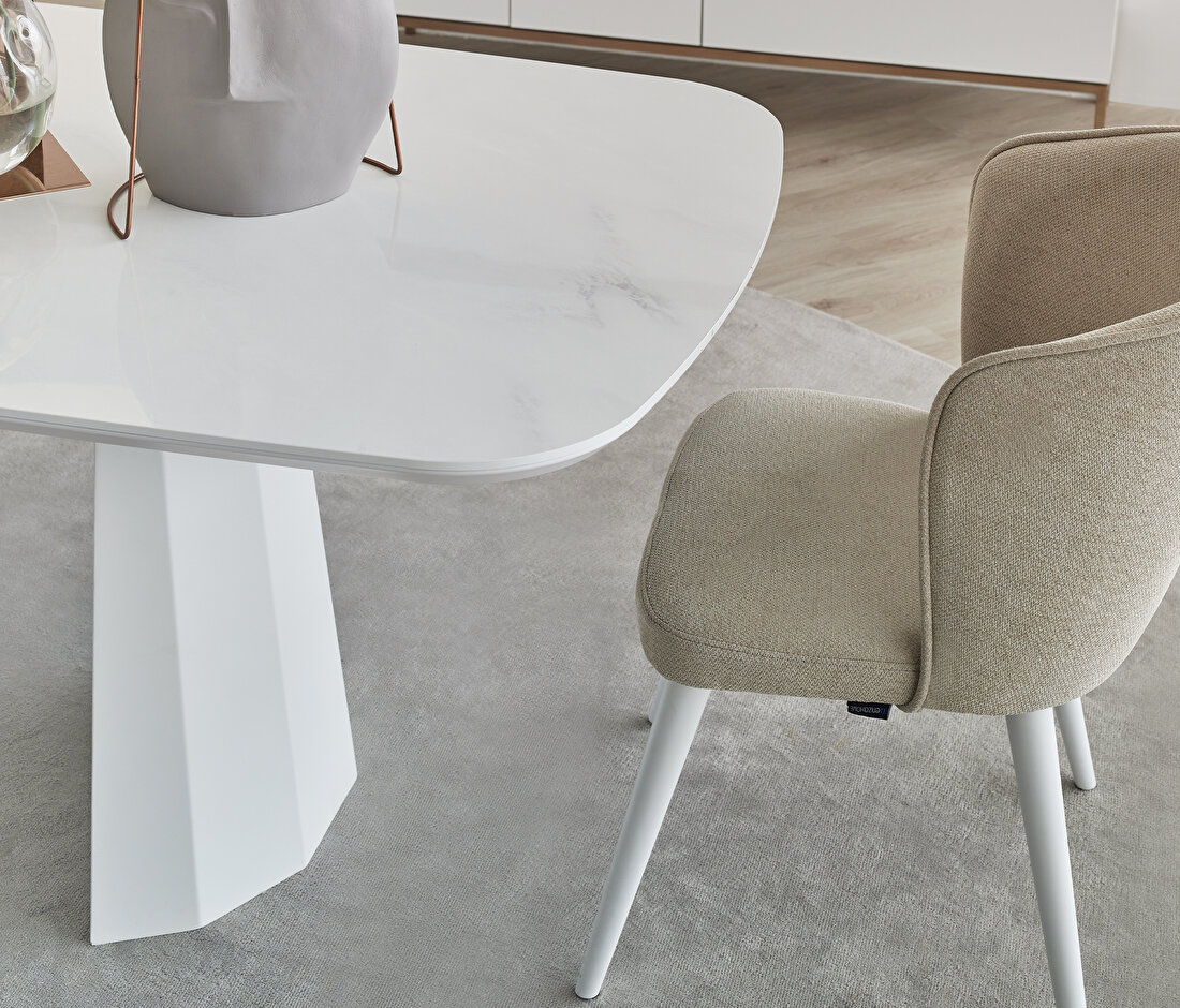 Legato 8 Seats Dining Table