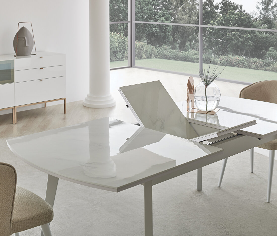 Legato 6-8 Seats Extandable Dining Table