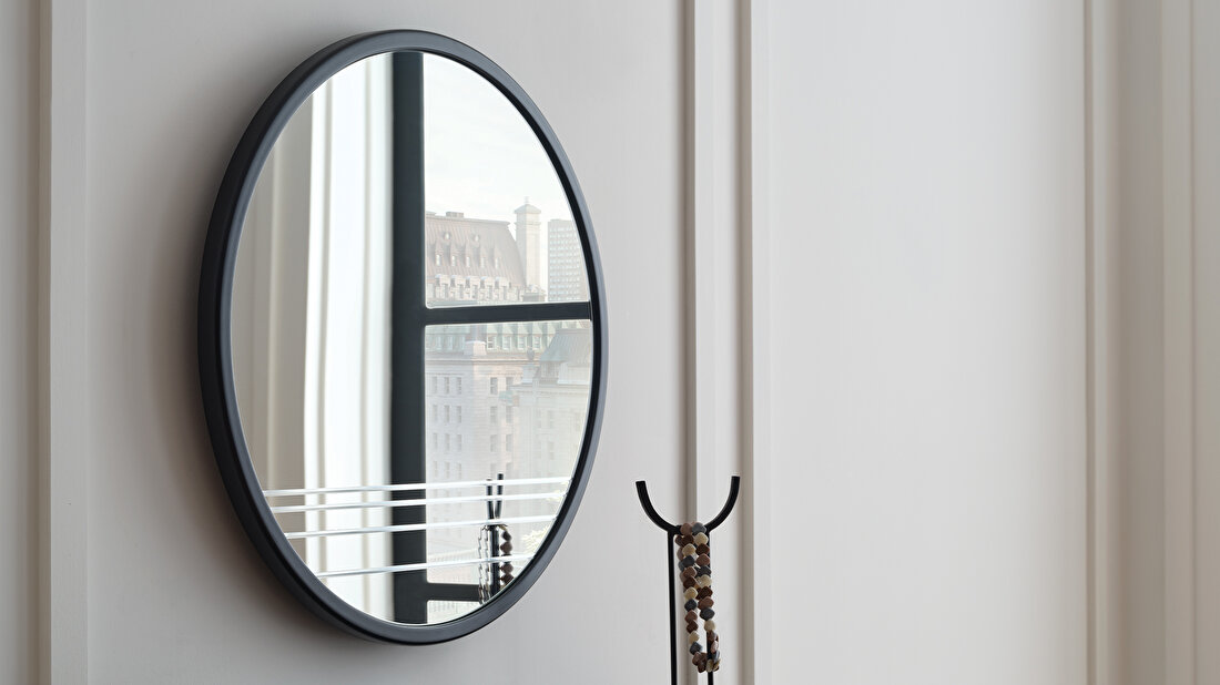 Riga Mirror