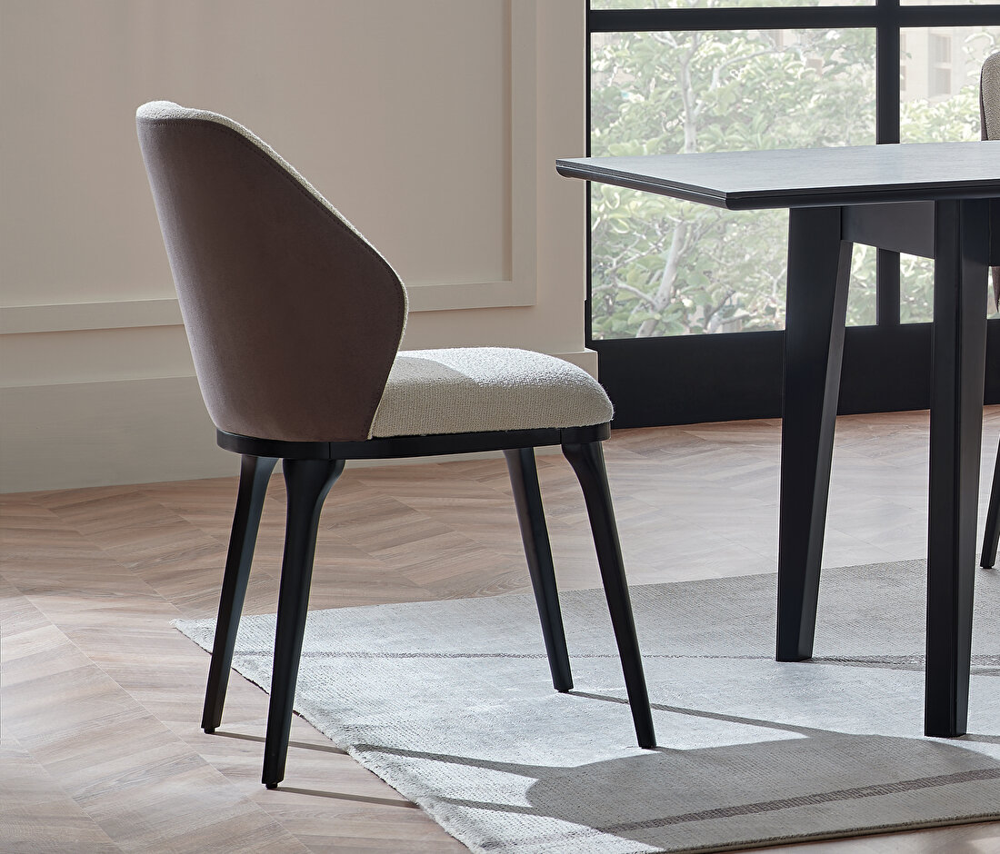 Riga Wooden Leg Chair