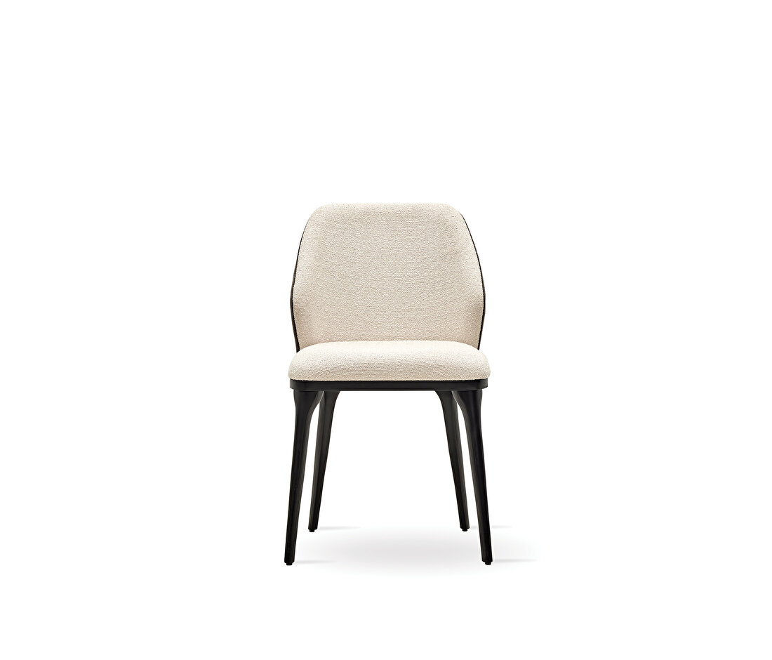 Riga Wooden Leg Chair