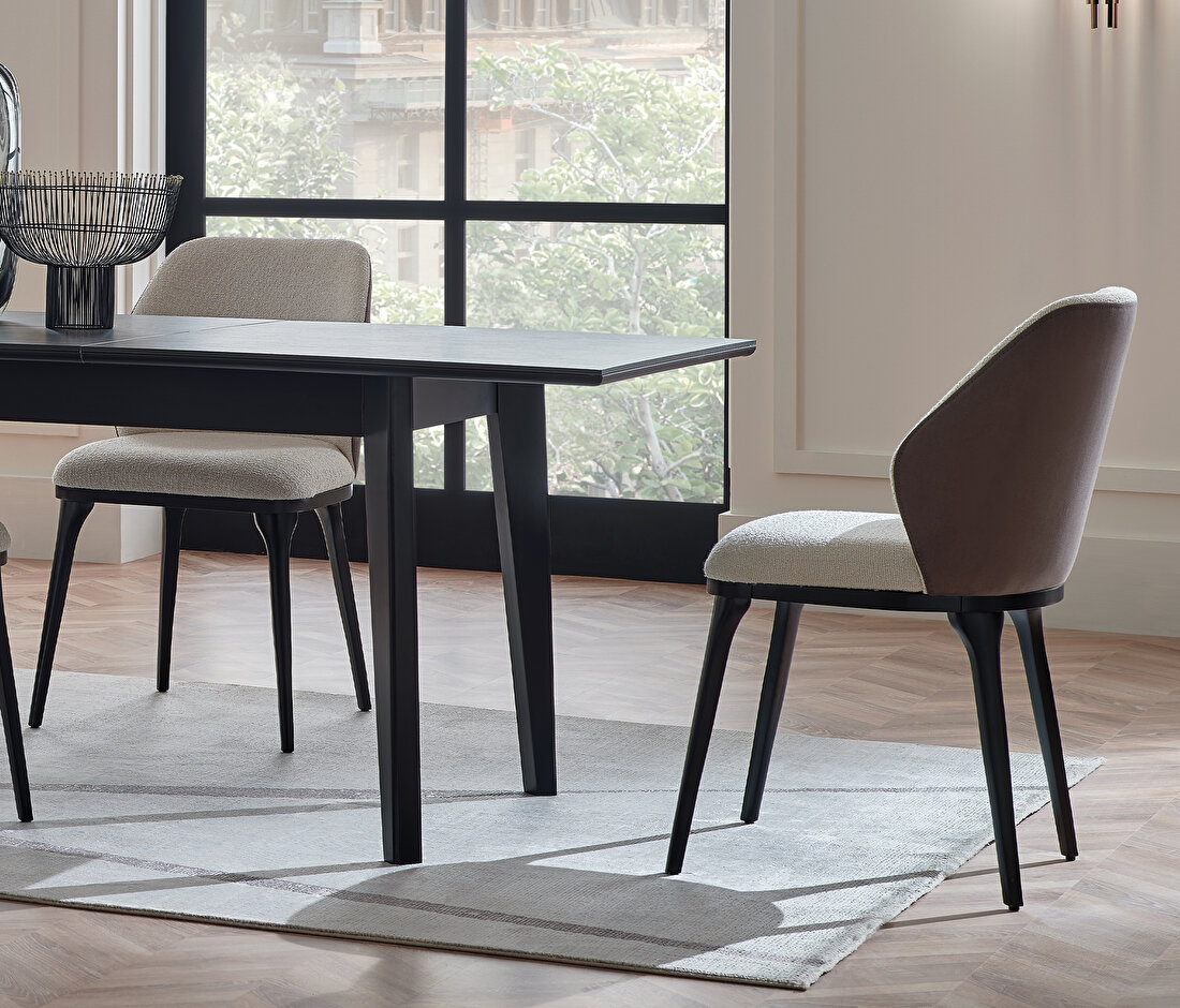 Riga Wooden Leg Chair