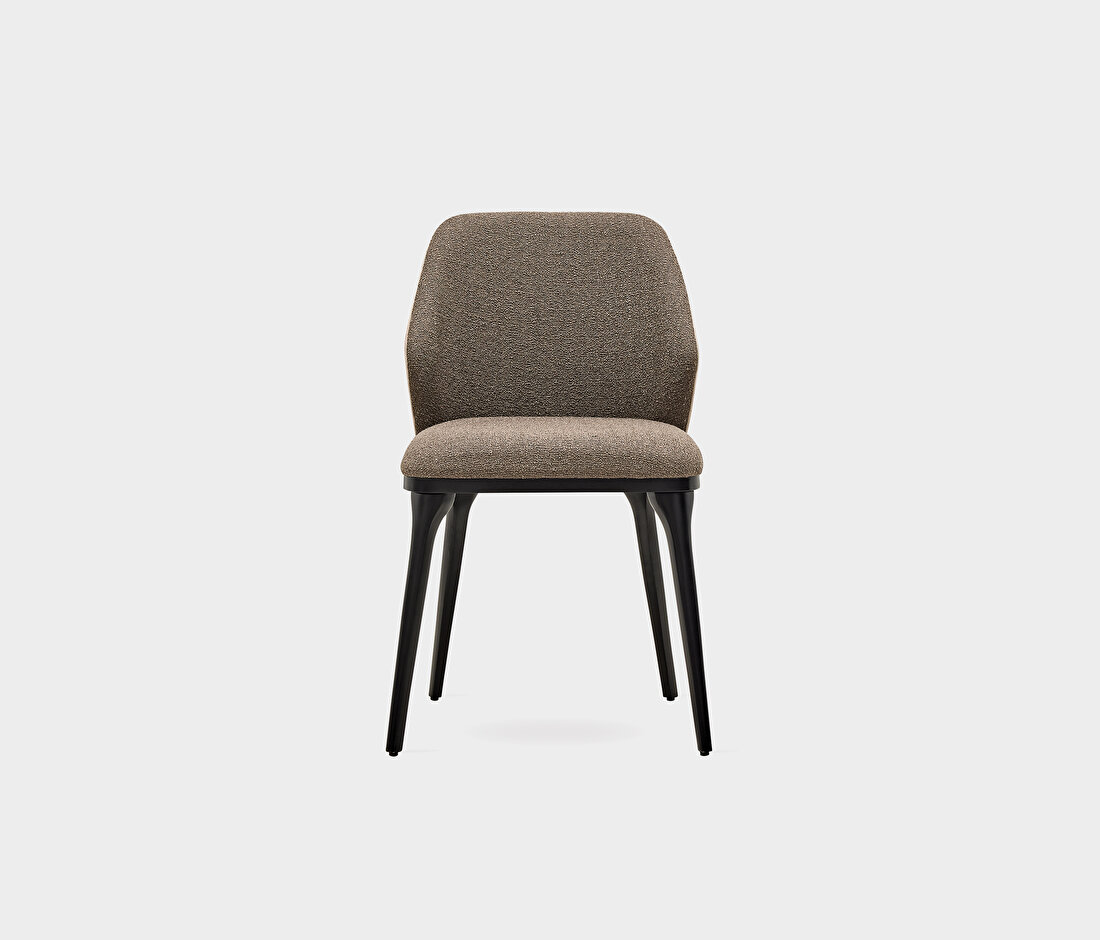 Riga Wooden Leg Chair