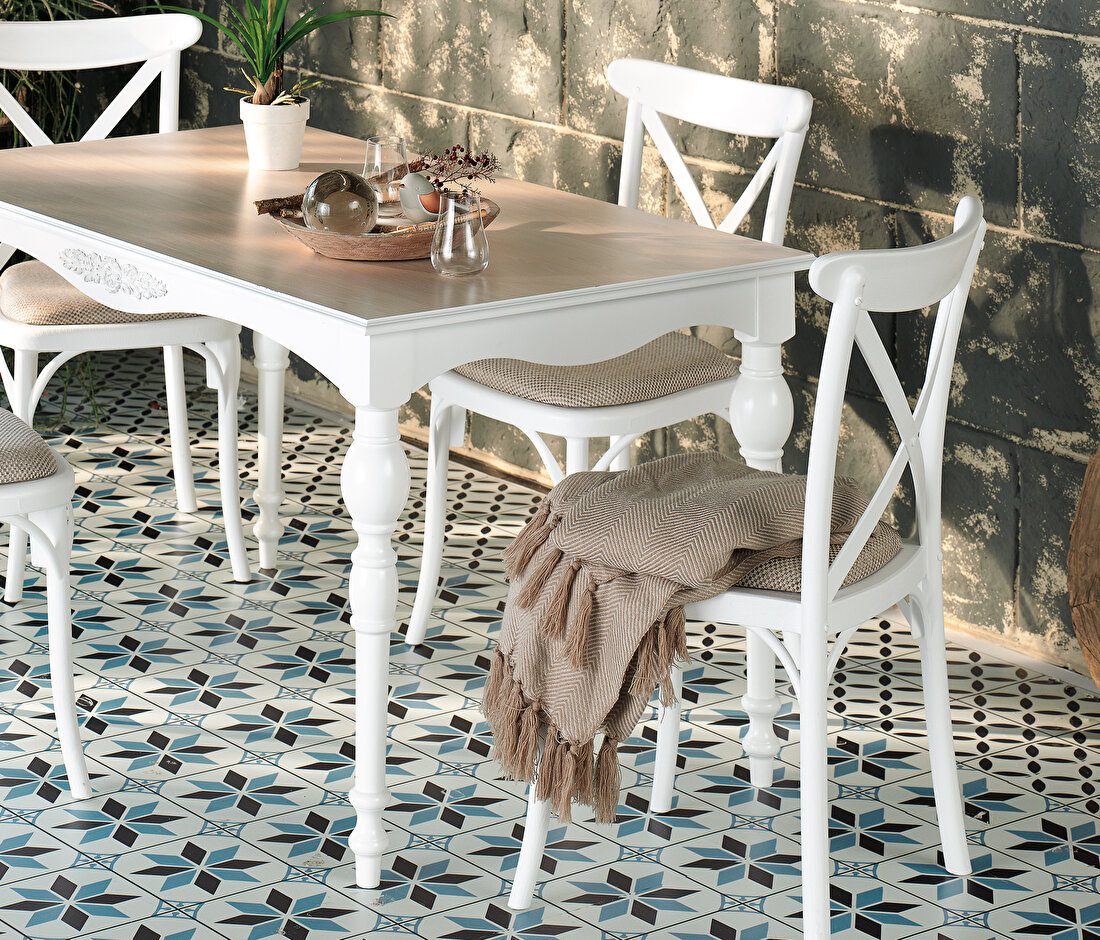 Oliva Kitchen Table
