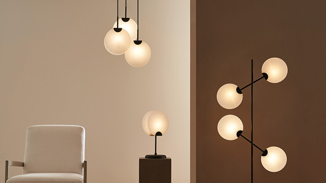 Sole Floor Lamp