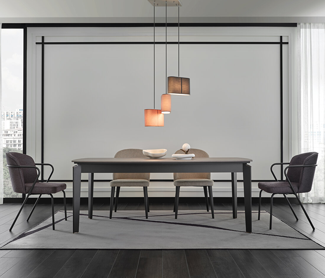 Berta 8 Seats Dining Table