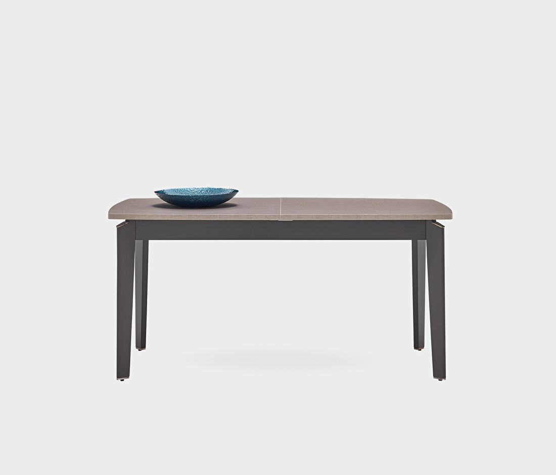 Berta 6-8 Seats Extendable Dining Table