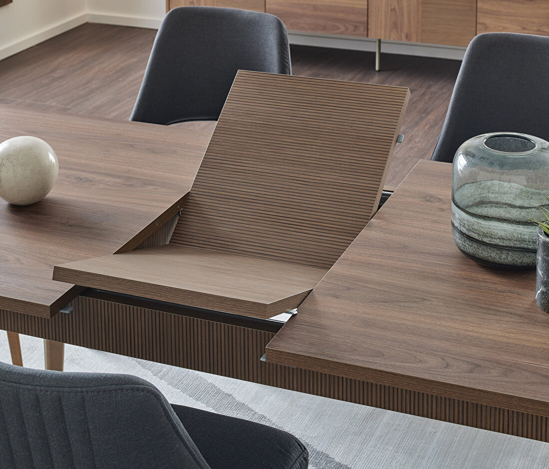 Pavia 6-8 Seats Extendable Dining Table