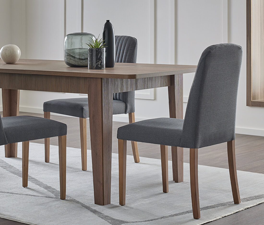 Pavia 6-8 Seats Extendable Dining Table