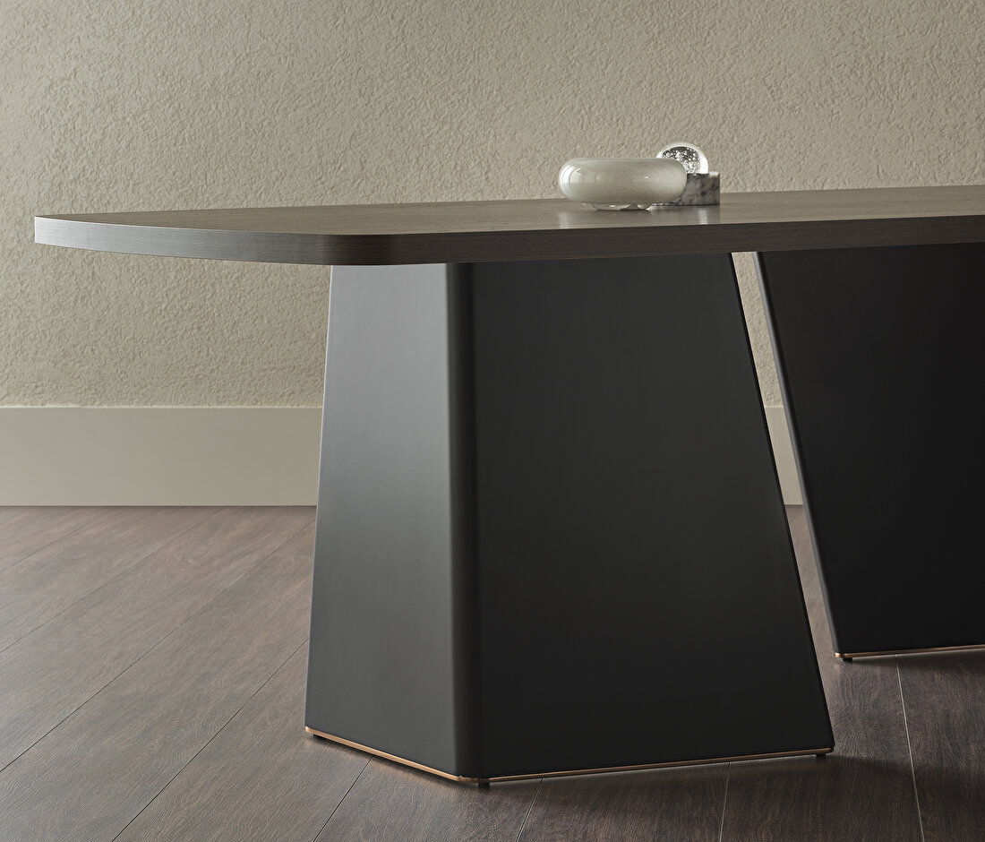 Marion 8 Seats Dining Table