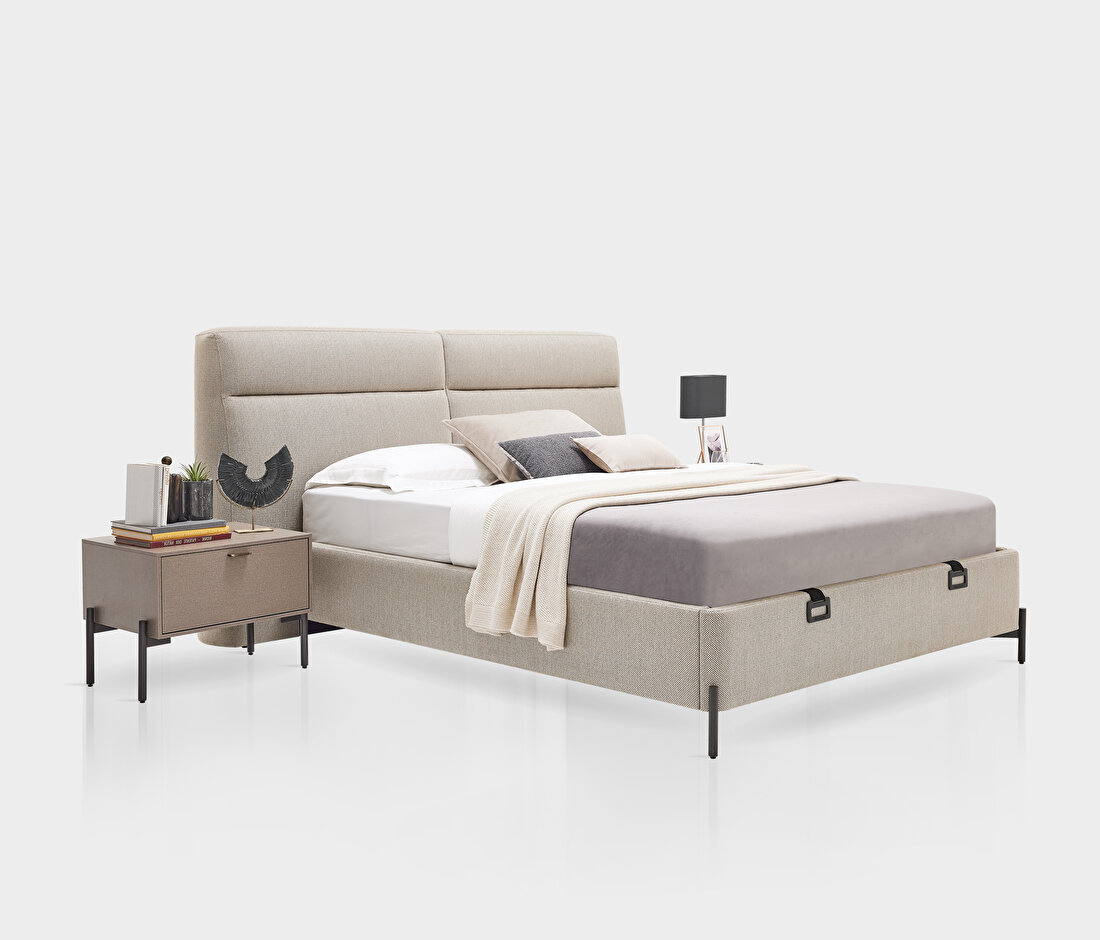 Berta Base with Headboard