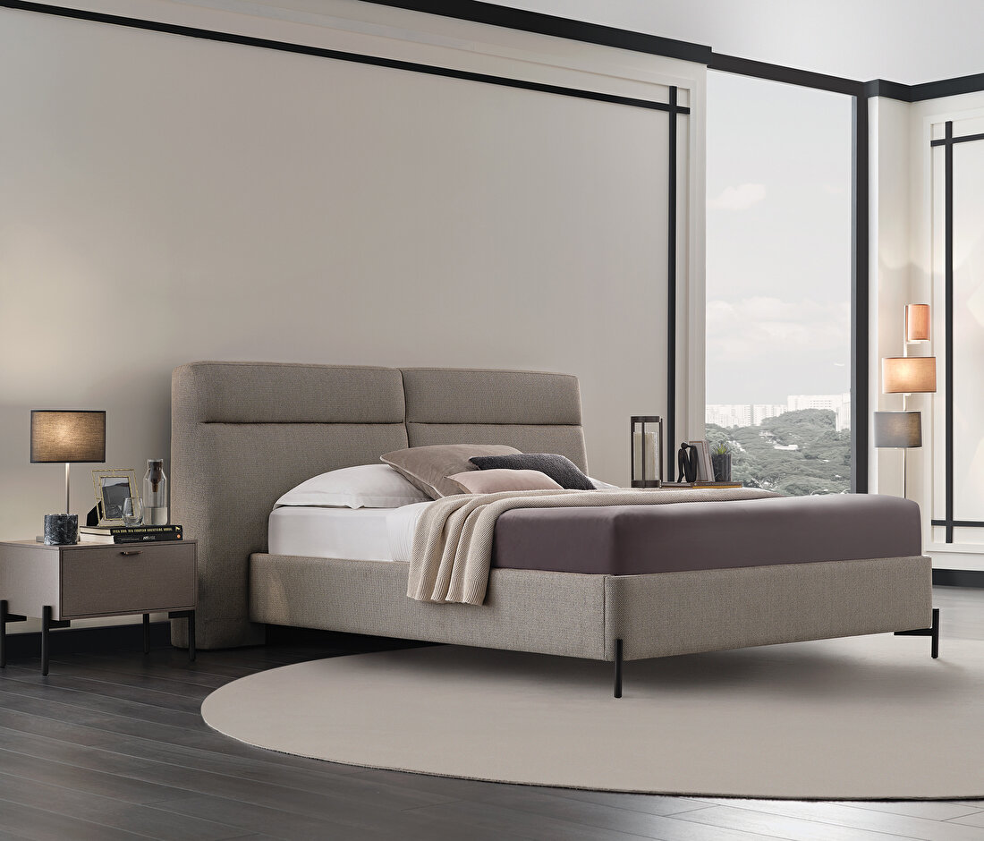 Berta Base with Headboard