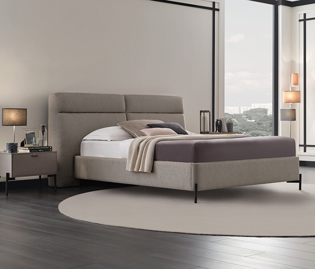 Berta Base with Headboard