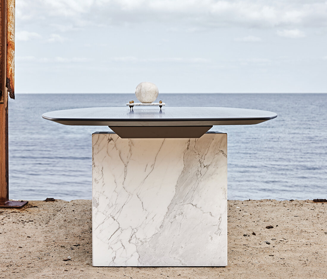 Kartum 8-10 Seats Dining Table