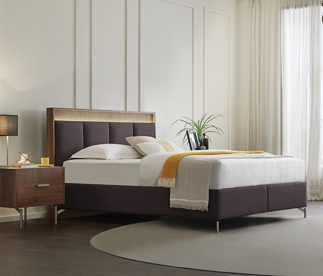Pavia Base with Headboard