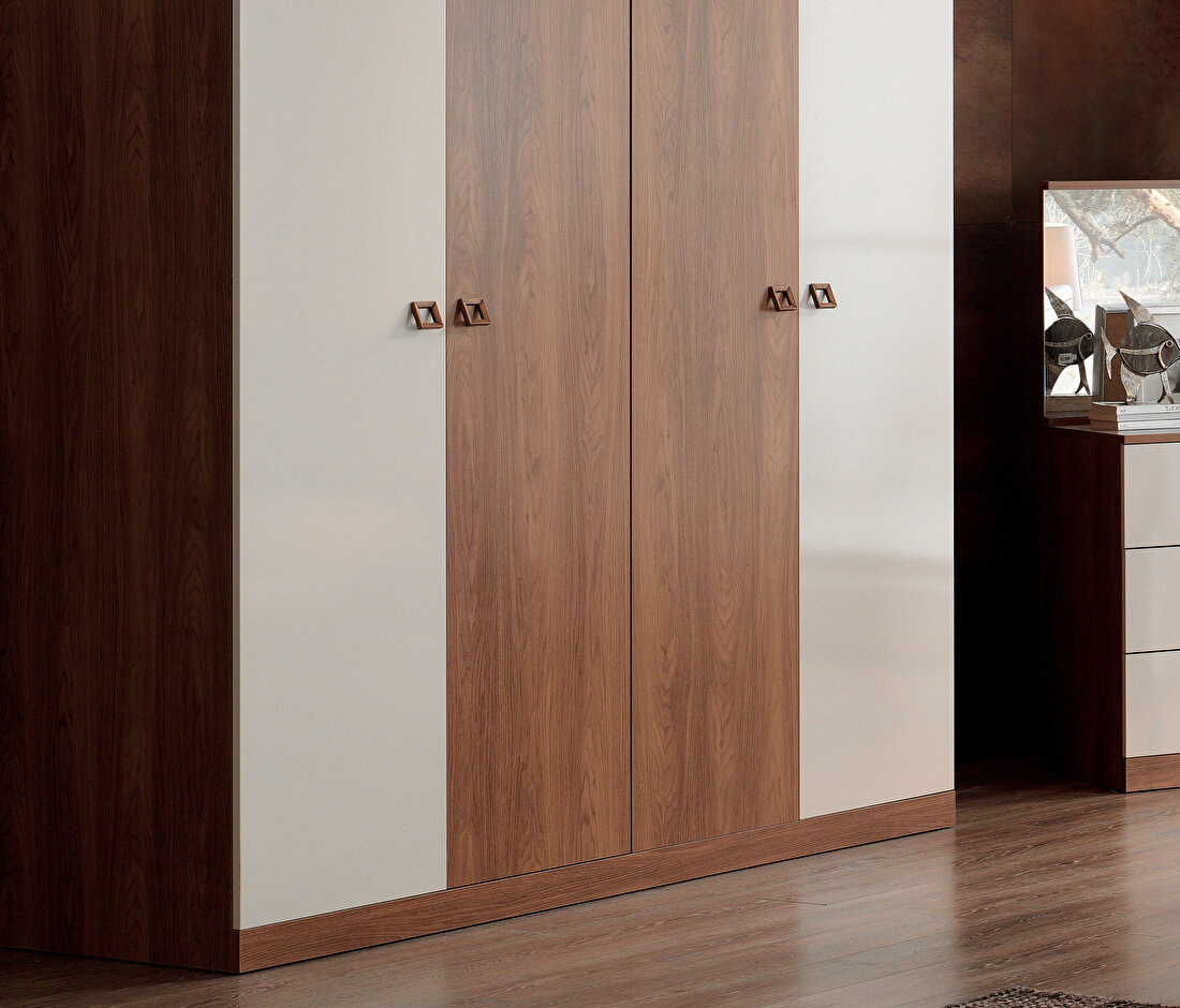 Mistral Walnut - Glossy Cream Wardrobe